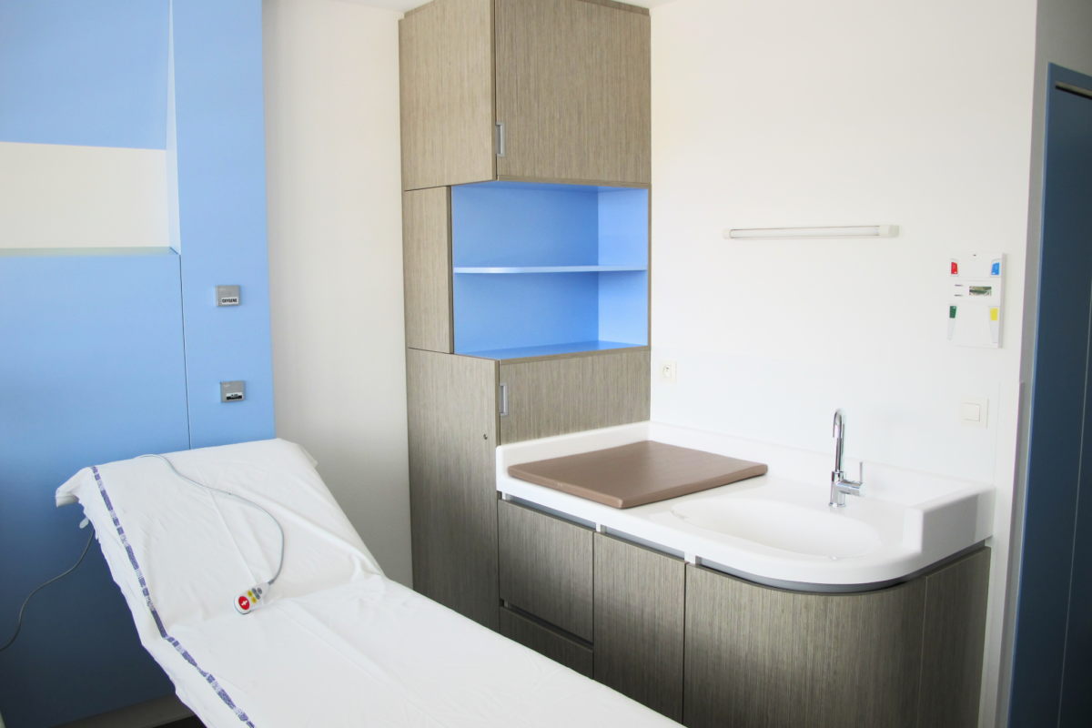 Hôpital – Agencement chambre maternité